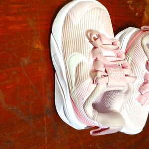 Nike Star Runner 04 size 3.5